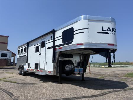 New 2027 Lakota Legacy 3H 9'LQ Horse Trailer