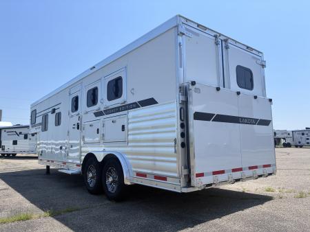 New 2027 Lakota Legacy 3H 9'LQ Horse Trailer