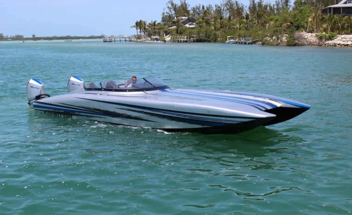 Used 2025 Fountain 34' Thundercat Performance Boat