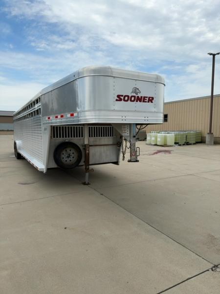 Used 2019 Sooner STK-7630 Stock Trailer