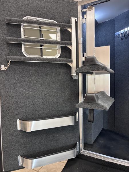 New 2027 4-Star Trailers 2H 10'LQ Horse Trailer