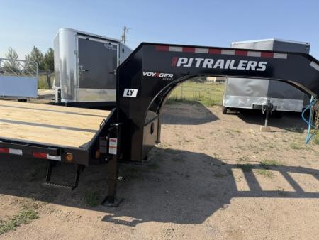 New 2027 PJ Trailers LY 32' Goosneck Deckover- Hyd Dovetail- 25K