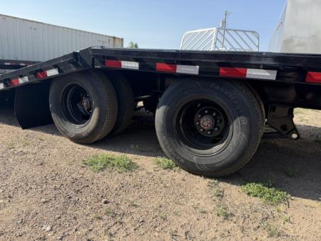 New 2027 PJ Trailers LY 32' Goosneck Deckover- Hyd Dovetail- 25K