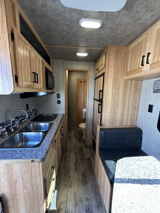 Used 2022 Bison Trailers 4 Horse Living Quarter
