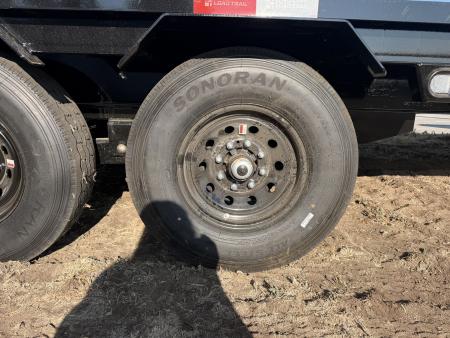 New 2026 Load Trail 8.5-28 Single Wheel Gooseneck Deckover Equipment Hauler W/ 14 PLY Tires 15.6K GVWR