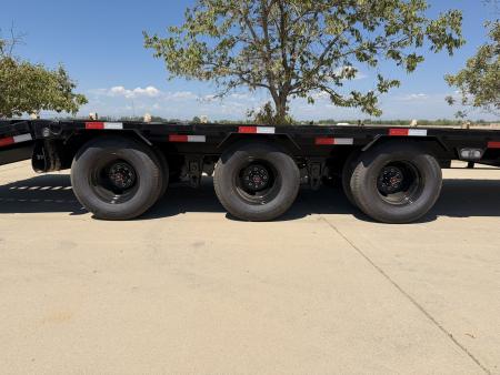 New 2026 Load Trail 8.5-32 Triple Dually Axle Gooseneck Deckover Equipment Hauler W/ Max Ramps and HDSS 30K GVWR