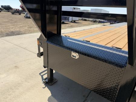 New 2026 Load Trail 8.5-32 Triple Dually Axle Gooseneck Deckover Equipment Hauler W/ Max Ramps and HDSS 30K GVWR