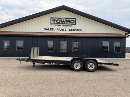 Used 2014 PJ Trailers cc202 Equipment Trailer