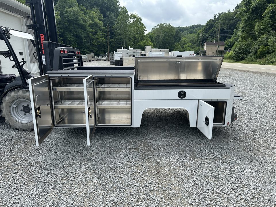 New Martin Truck Bodies Aluminum Gooseneck Service Body DRW 84" CA Cab and Chassis SMOOTH APPEARANCE Gooseneck Bodies