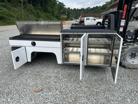 New Martin Truck Bodies Aluminum Gooseneck Service Body DRW 84" CA Cab and Chassis SMOOTH APPEARANCE Gooseneck Bodies