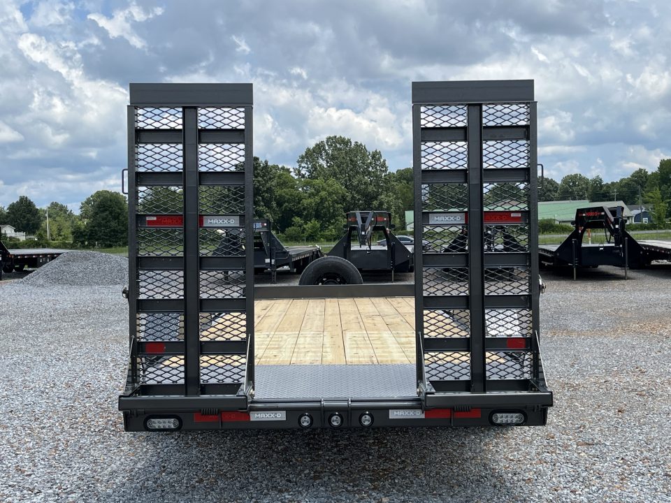 New 2027 MAXXD 83"x20' 14k Equipment Trailer