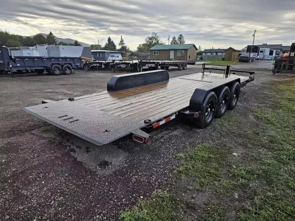 New 2027 Iron Bull 24' 21k Tilt Deck Trailer