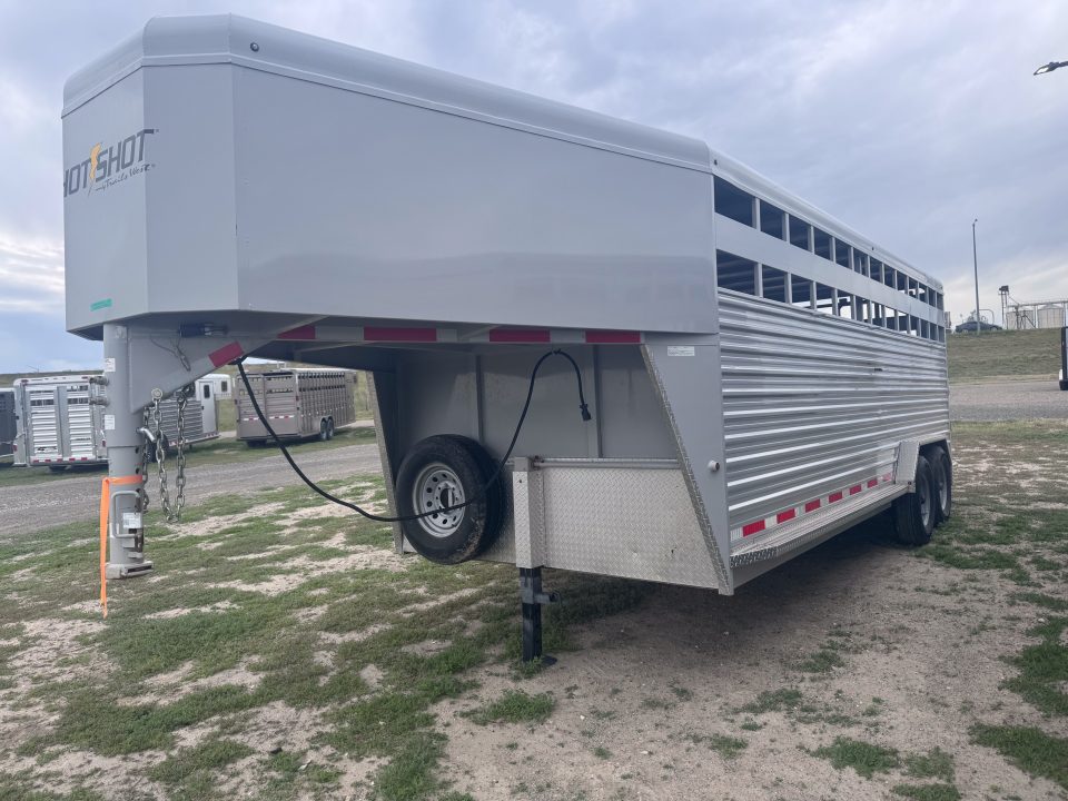 Used 2022 Trails West 20' Hotshot GN Stock Trailer