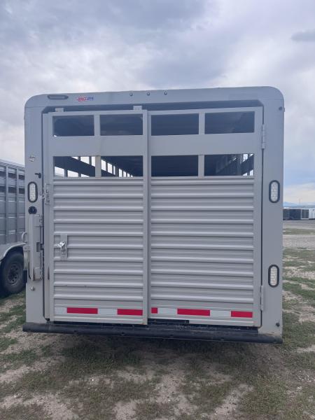 Used 2022 Trails West 20' Hotshot GN Stock Trailer