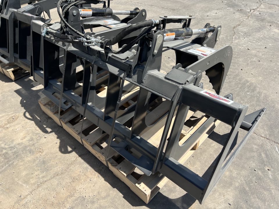 New 2026 Stout 66 Brush Grapple Bucket Attachment