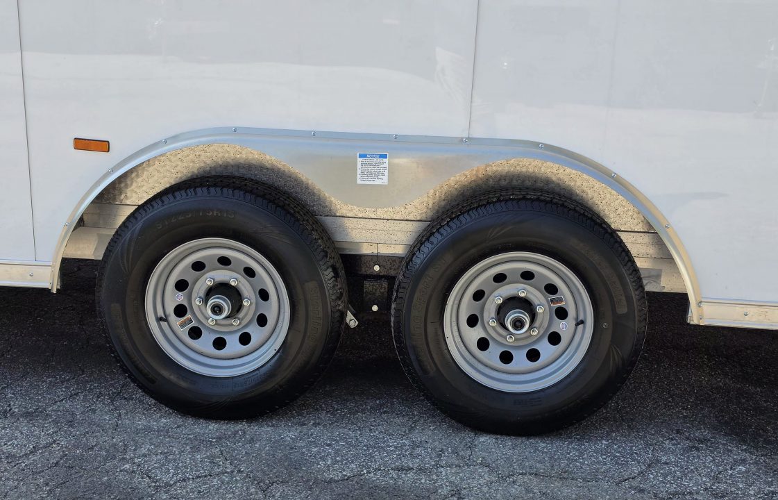 New 8 X 22 CAR HAULER ENCLOSED 5200# AXLES ALL ALUMINUM REAR SPOILER 2027 LIGHTNING
