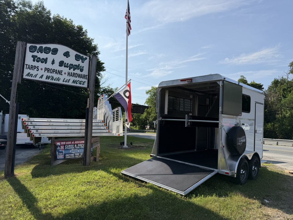 New 2026 KINGSTON TRAILERS Classic Standard 2-Horse Horse Trailer