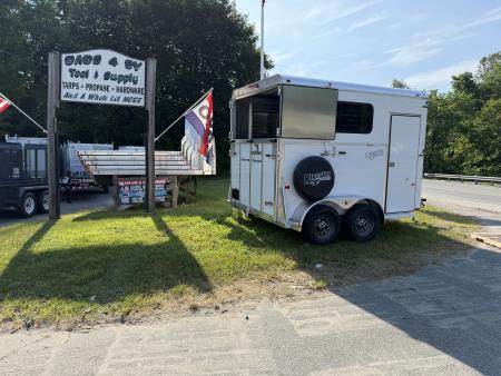 New 2026 KINGSTON TRAILERS Classic Standard 2-Horse Horse Trailer