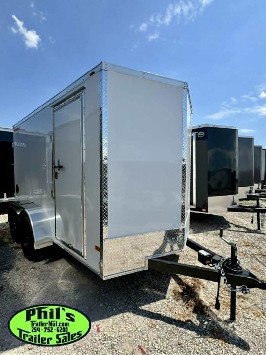 New 2026 Wells Cargo 6X12 FAST TRACK DELUX Cargo / Enclosed Trailer - REAR DOUBLE DOORS!