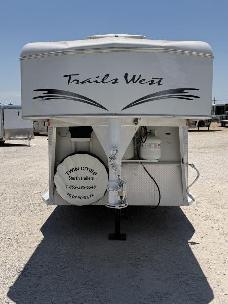 Used 2001 Trails West 3 Horse Gooseneck Living Quarters Horse Trailer