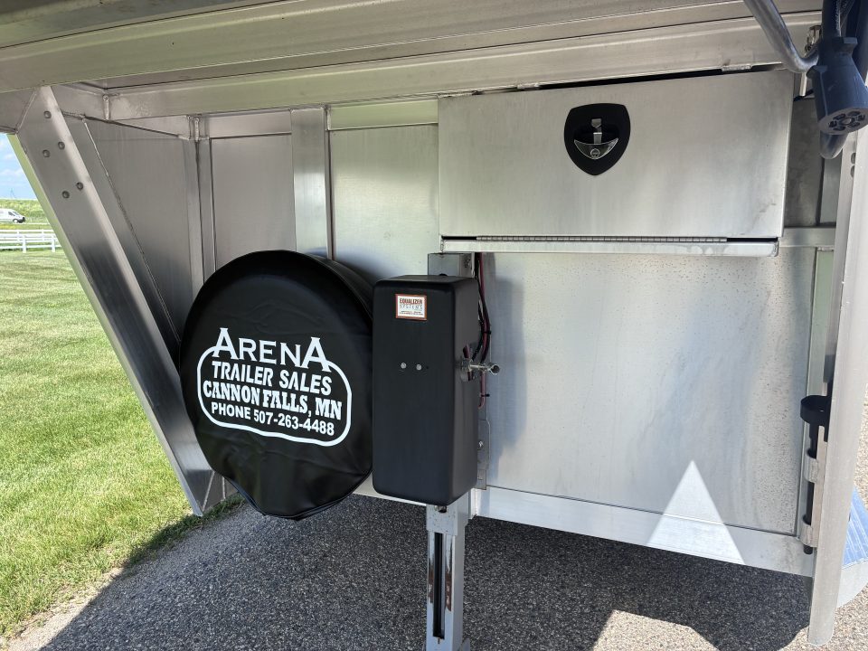 Used 2020 Cimarron Trailers 3H Slant Load GN Horse Trailer