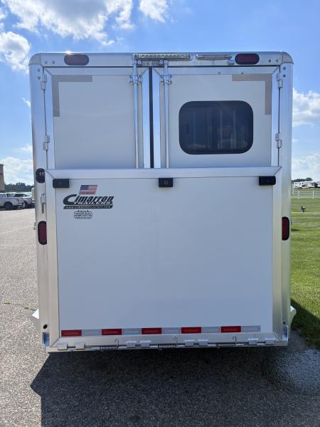Used 2020 Cimarron Trailers 3H Slant Load GN Horse Trailer