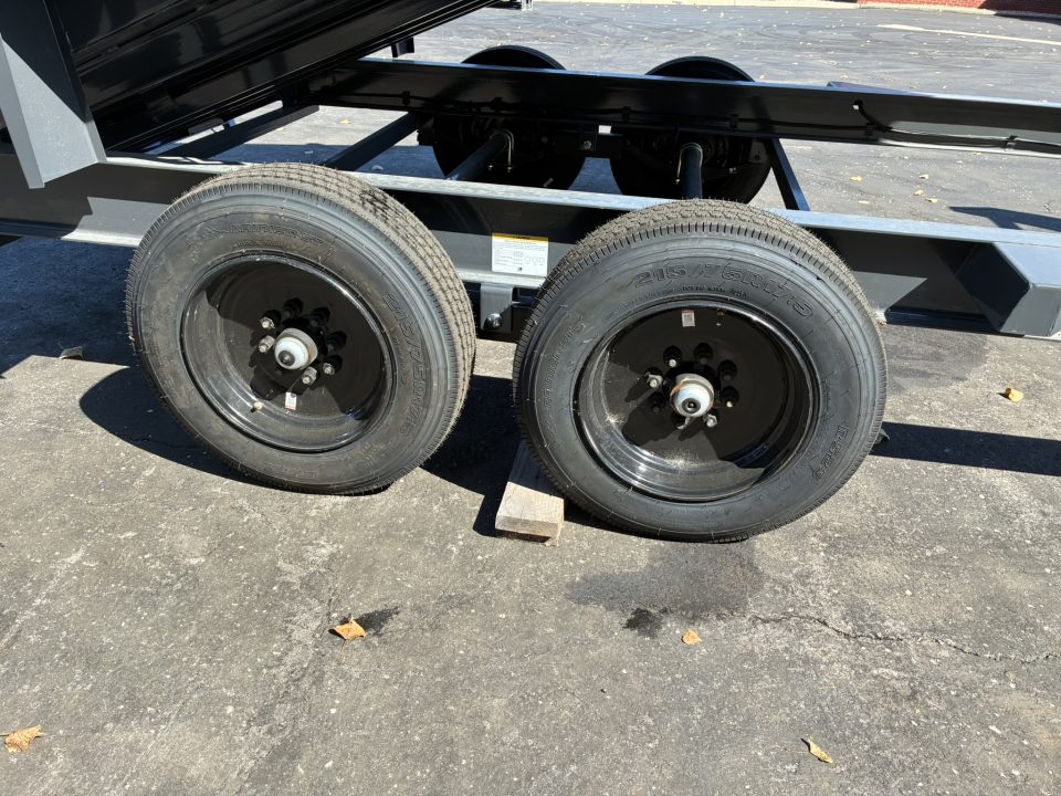 New 2027 Lamar Trailers 83"X16' DT-14k Gooseneck Dump Trailer