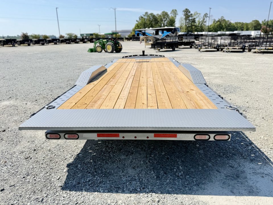New 2026 Diamond C Trailers HXD207-22 Tilt Trailer