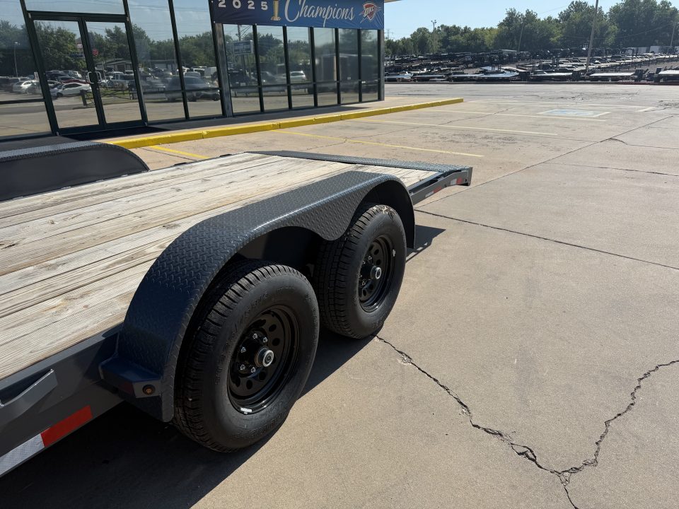 New #144956 2026 LAMAR CC 22 X 83 TANDEM AXLE 10K WOOD FLOOR CAR HAULER