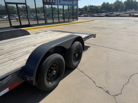 New #144956 2026 LAMAR CC 22 X 83 TANDEM AXLE 10K WOOD FLOOR CAR HAULER