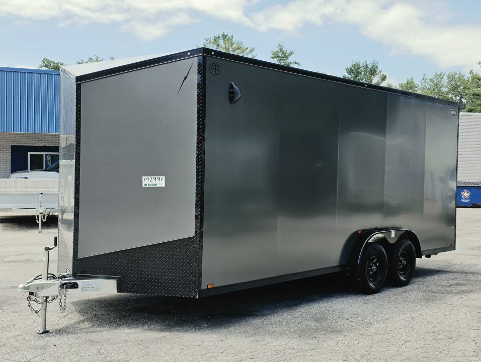 New 7.5 X 20 CARGO ENCLOSED ALL ALUMINUM 2026 LIGHTNING 3500# AXLES REAR RAMP DOOR