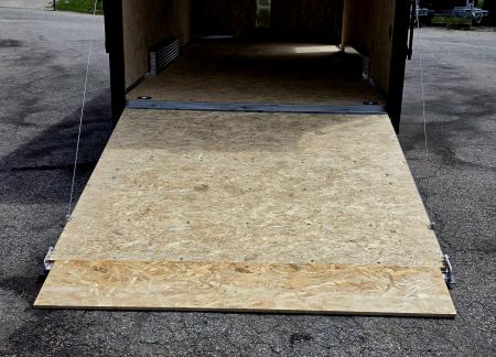 New 7.5 X 20 CARGO ENCLOSED ALL ALUMINUM 2026 LIGHTNING 3500# AXLES REAR RAMP DOOR