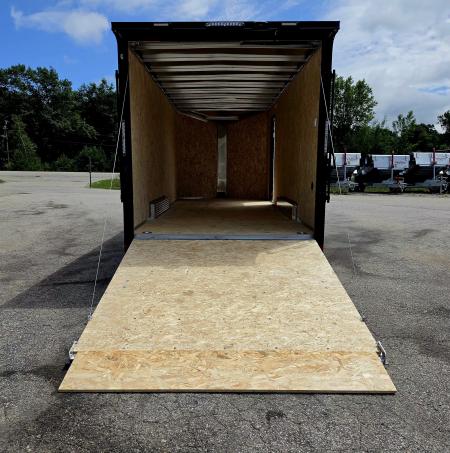 New 7.5 X 20 CARGO ENCLOSED ALL ALUMINUM 2026 LIGHTNING 3500# AXLES REAR RAMP DOOR