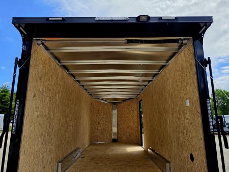 New 7.5 X 20 CARGO ENCLOSED ALL ALUMINUM 2026 LIGHTNING 3500# AXLES REAR RAMP DOOR