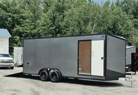 New 7.5 X 20 CARGO ENCLOSED ALL ALUMINUM 2026 LIGHTNING 3500# AXLES REAR RAMP DOOR