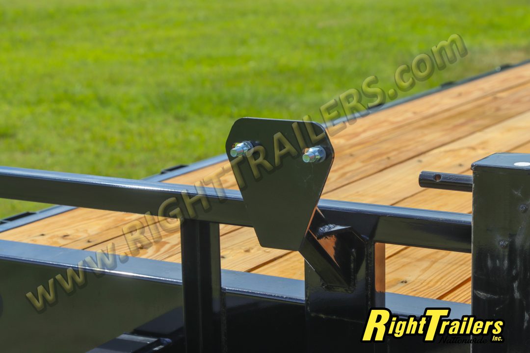 New 2027 8.5x24 PJ Deckover Equipment Trailer