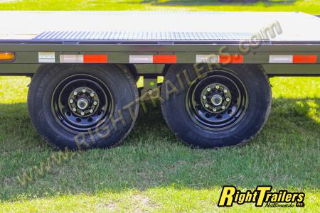 New 2027 8.5x24 PJ Deckover Equipment Trailer