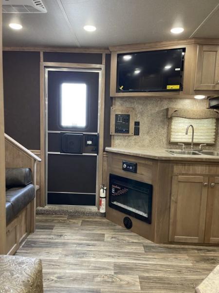 New 2026 Merhow Trailers 8316-A RWS Horse Trailer