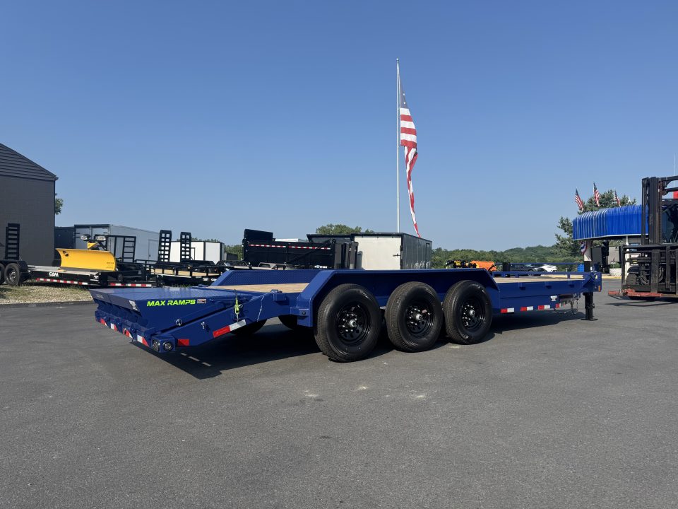 New 2026 Load Trail CH8324073_113963 7X24 TA3 Equipment Trailer *NAVY BLUE *MAX RAMPS