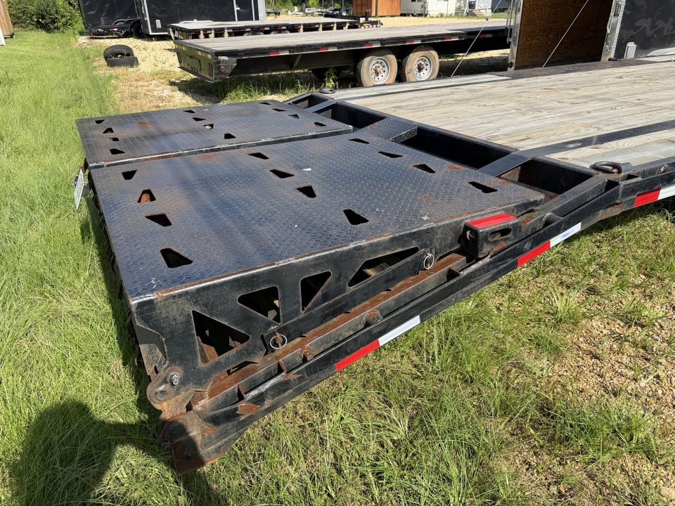 Used 2025 ED Trailers 102" x40' 12K GVWR Deckover Trailer
