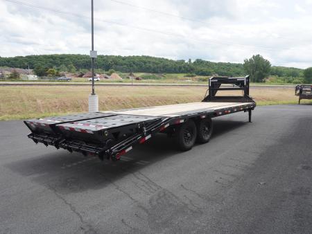 New 2027 PJ Trailers LQ 25ft Gooseneck Trailer