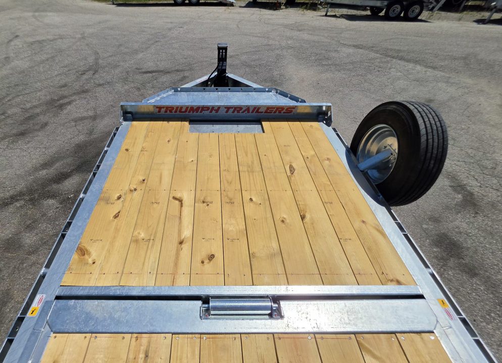New 82 X 16+6 SPLIT DECK GALVANIZED 8 K AXLES 16' TILT 6' STATIONARY 2027 TRIUMPH