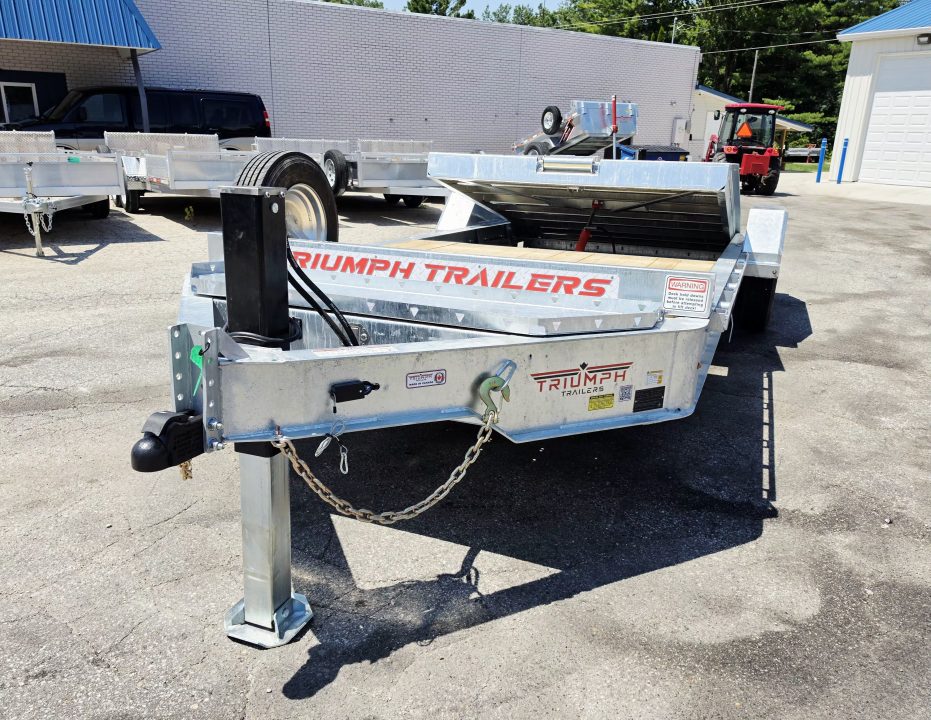 New 82 X 16+6 SPLIT DECK GALVANIZED 8 K AXLES 16' TILT 6' STATIONARY 2027 TRIUMPH