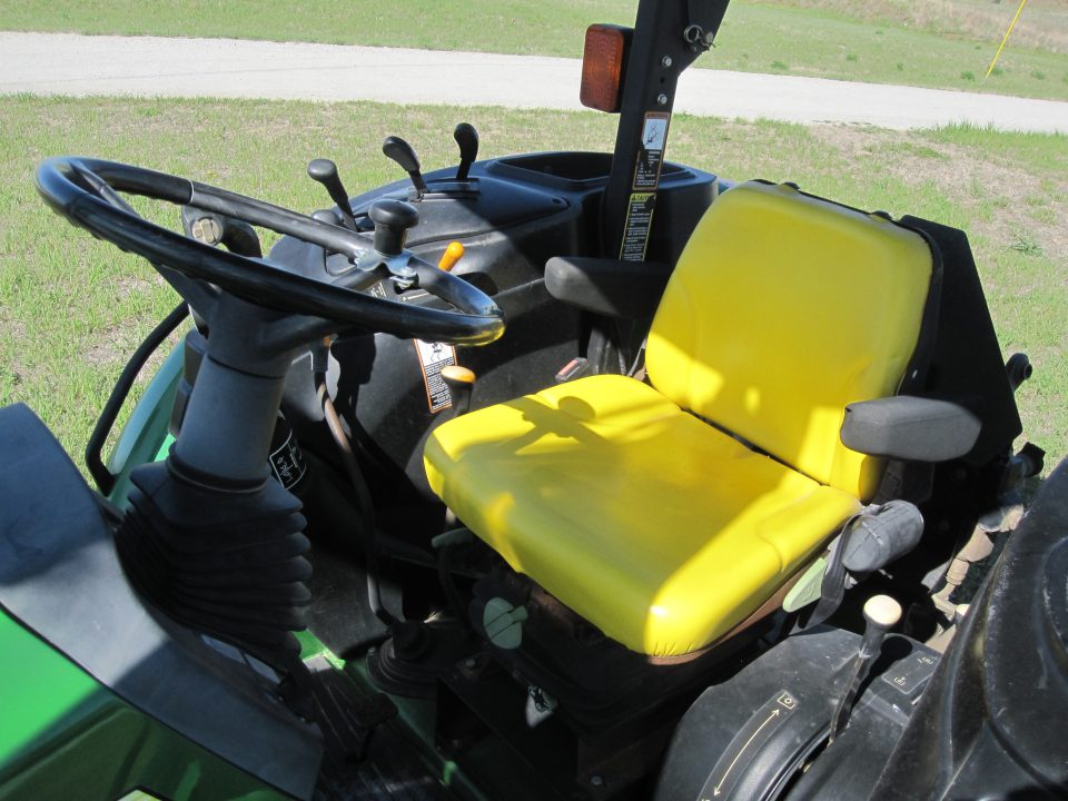 Used 2008 John Deere 5525 MFWD Loader Tractor