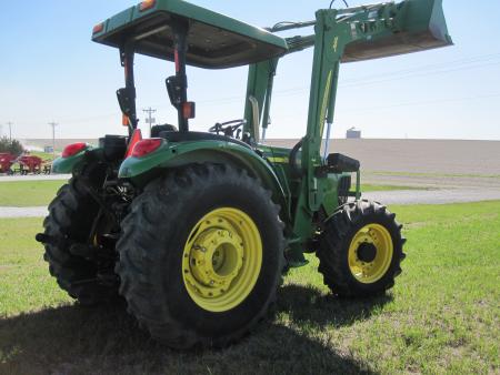 Used 2008 John Deere 5525 MFWD Loader Tractor