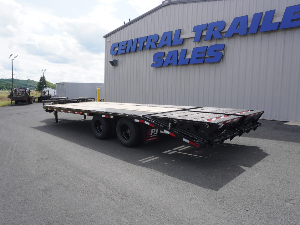 New 2027 PJ Trailers 102"x25' Deckover Trailer