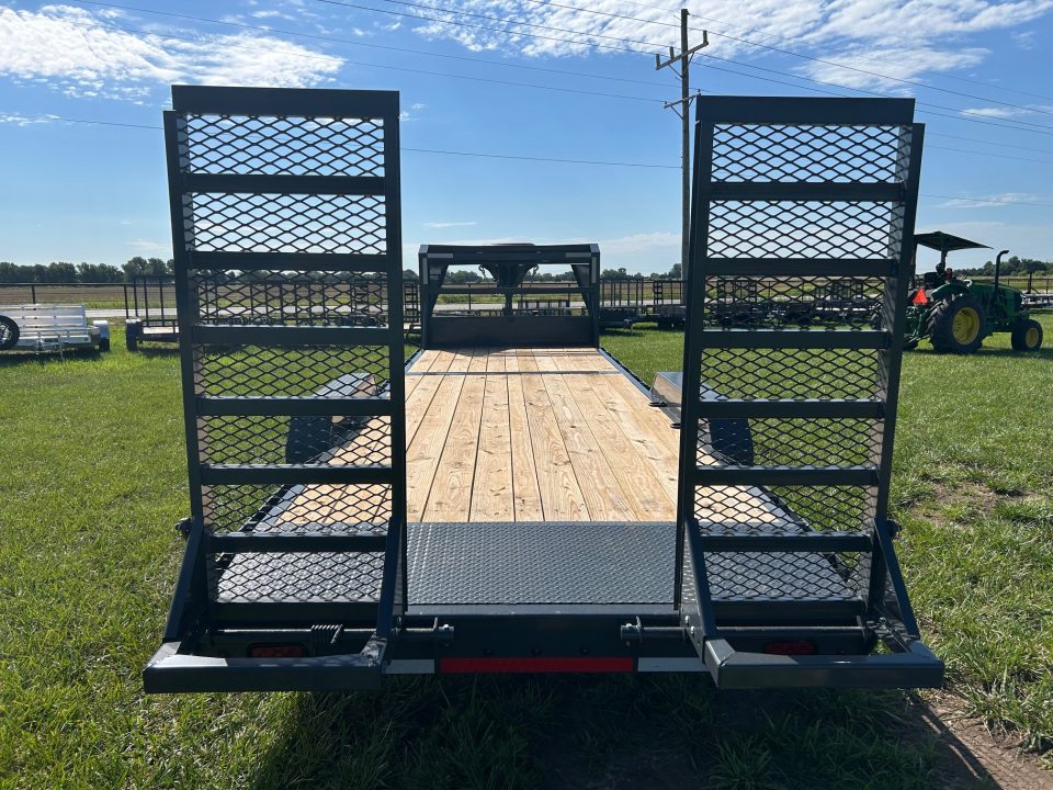 New 2026 Lamar 83x24 Tandem 14K GN Equipment Trailer w/ 2' Dove & Standup Ramps