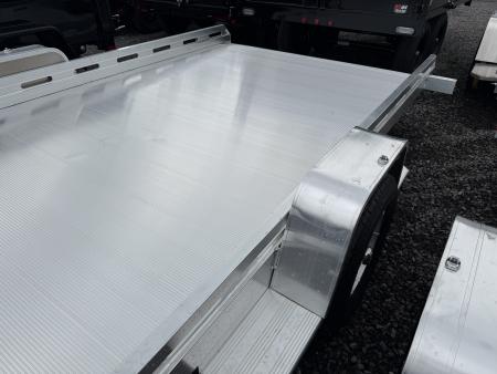 New 2027 ALUMA 8015 Tilt - 4.4k Axle