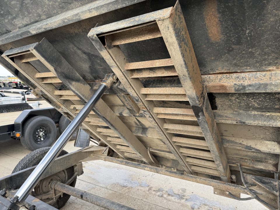 Used 2012 Carry-On 712 dump Dump Trailer