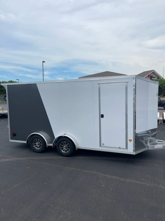 2027 E-Z Hauler